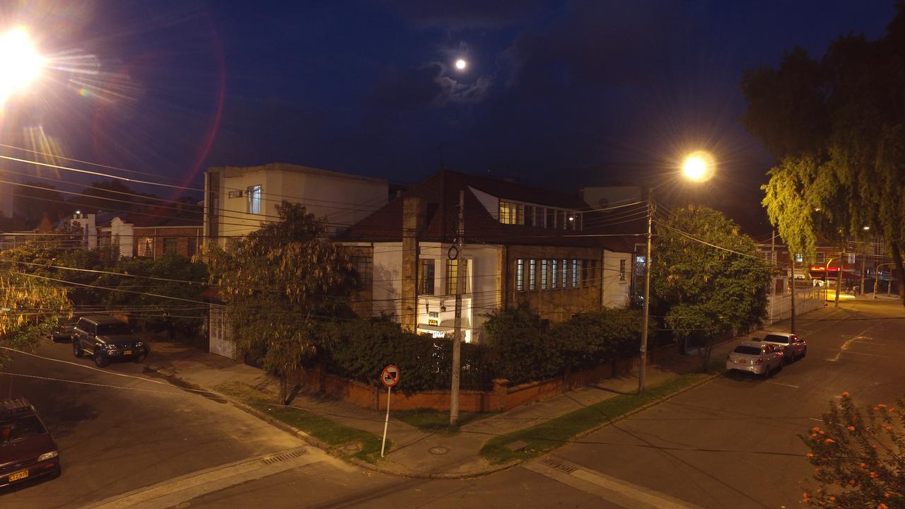 House For Groups - The Hostel Project 波哥大 外观 照片